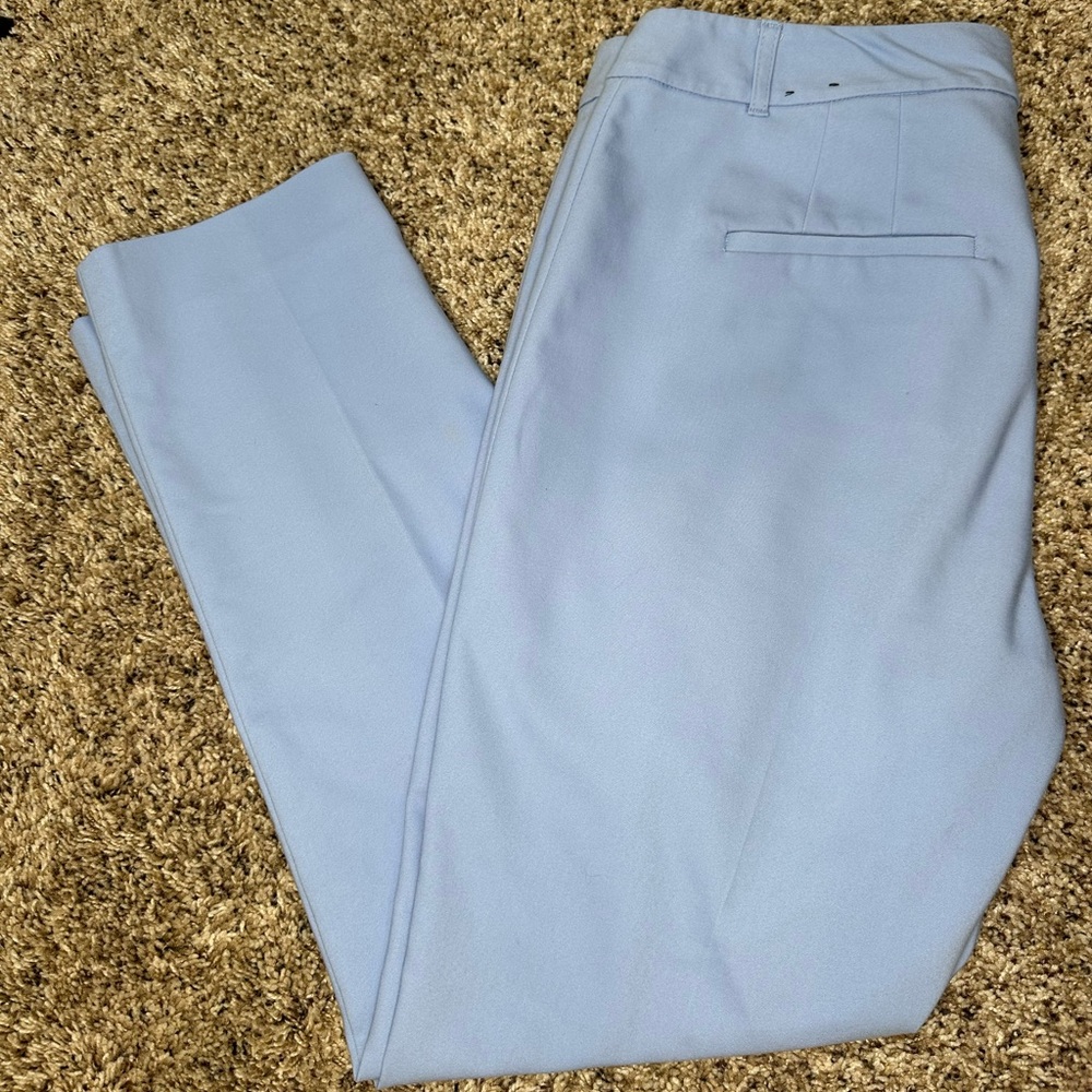 White House Black Market Light Blue Ankle-Length Cropped Pants